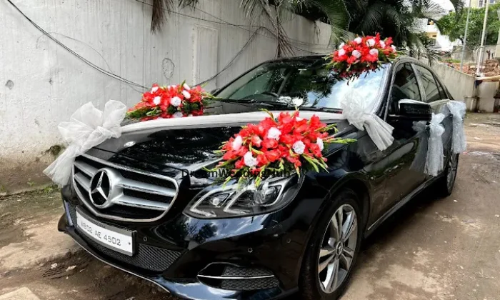 Luxurious Wedding Cars